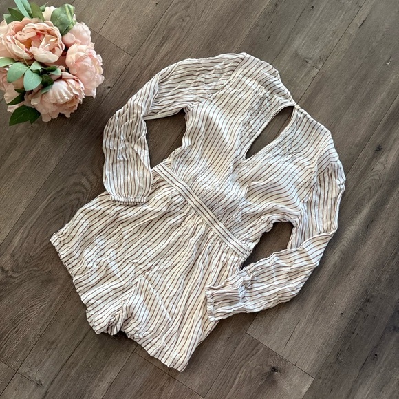 New Abercrombie & Fitch Brown stripe Tie Long Sleeve Romper - Picture 6 of 6